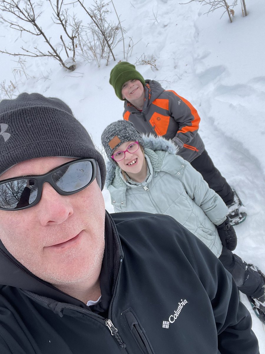 awakeford's tweet photo. Snowshoeing at White Horse Hill today. https://t.co/oRdguodt1I