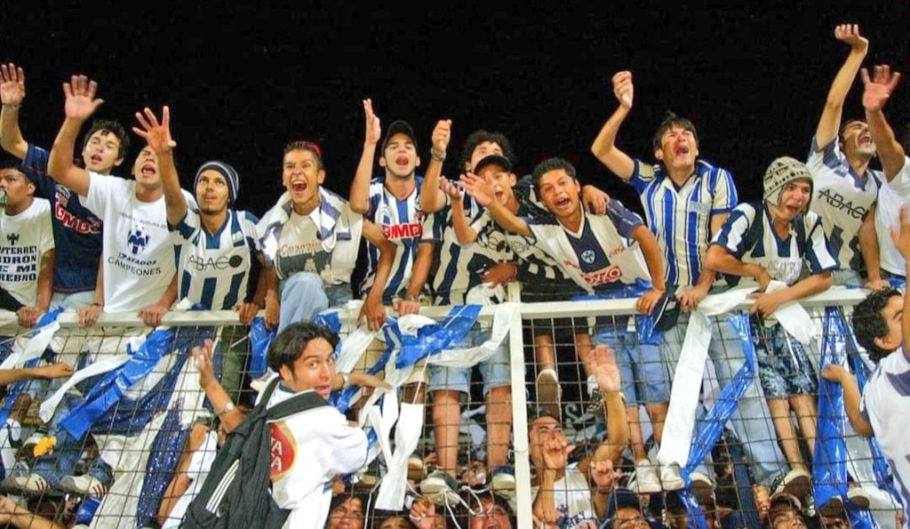 ALIENTO TOTAL 

🗣🇫🇮 🇸🇴 🏴󠁧󠁢󠁳󠁣󠁴󠁿 🥁

¡Aguante Monterrey!

#MTY #AlientoTotal #DivinaAD #RayadosEsPasión #RayasLocura #AtadoATuDestino #AzulYBlanco 
#LosNúmero1