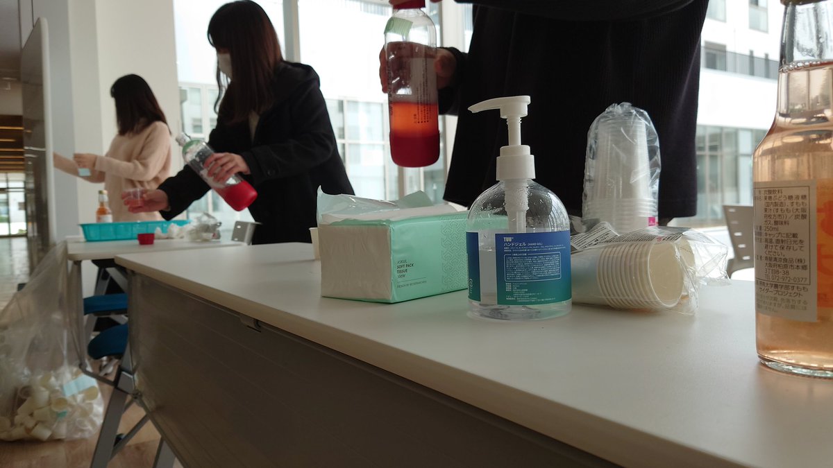 FoodInnovating's tweet image. 本日、摂南大学枚方キャンパスにてスモモサイダーリニューアルのための試飲会を行っています！
皆さんの投票で次の味が決まります！
良かったらご参加ください！！