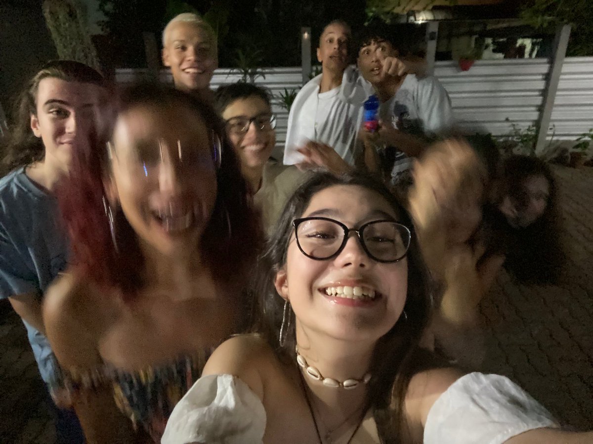 dolphinpsd's tweet photo. Sim, essas criaturas aqui são meus amigos
Amo vocês ❤️ https://t.co/DaNbdljiUD