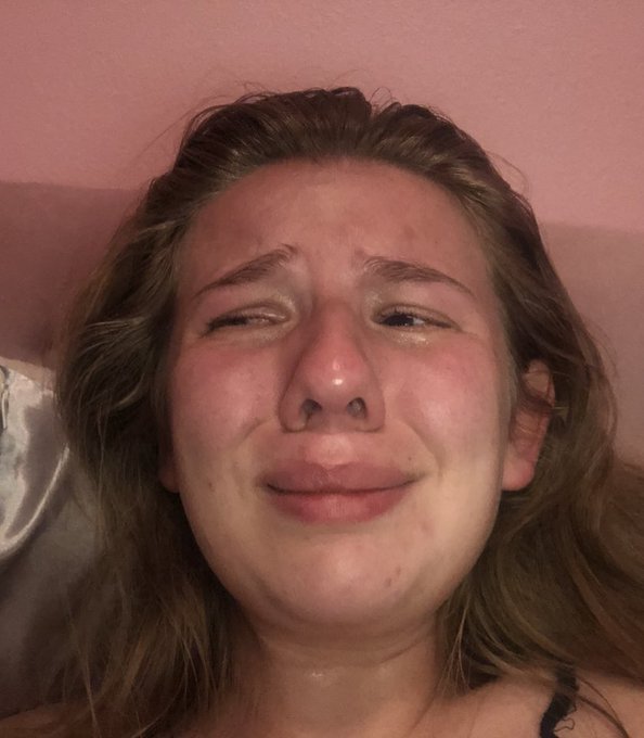 Good time to post throwback pics of when I finished The Last of Us Part 2 https://t.co/ZKU3PkmKFc<a href="/tag/hxh"class="tags"><span>#hxh</span></a><a href="/tag/chrollo"class="tags"><span>#chrollo</span></a>