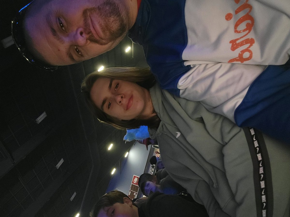 Cheddr81 tweet media