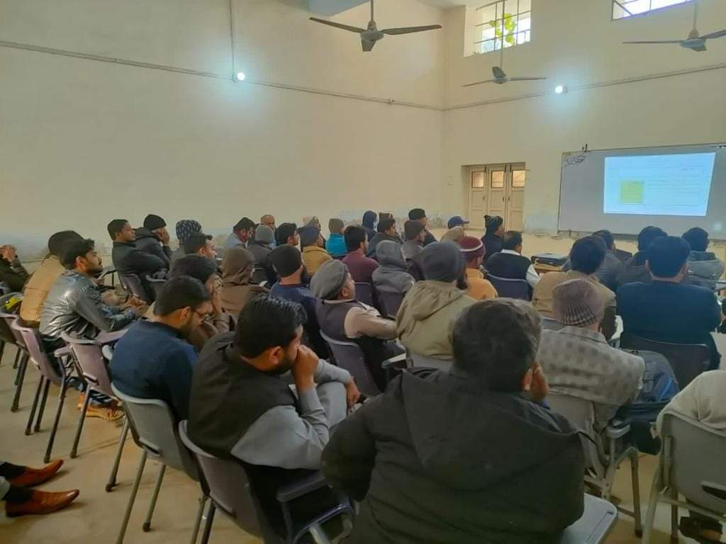 DeoHyd_Primary's tweet photo. Visited workshop of CENSUS - 2023 at Government Polytechnic College Center Hyderabad. 

@sardarshah1 @AkbarLaghari5 
#Census2023 #Hyderabad https://t.co/xtoIFbcmJ9