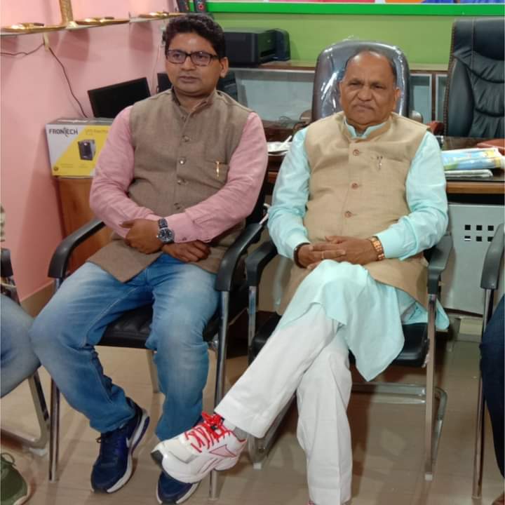 jitendravermajh's tweet image. राँची के लोकप्रिय विधायक आदरणीय श्री @bjpcpsingh  जी को जन्मदिन की ढेर सारी शुभकामनाएं व बधाई। मैं ईश्वर से आप के स्वस्थ एवं दीर्घायु जीवन की कामना करता हूँ।
#CPSingh 
@BJP4Jharkhand