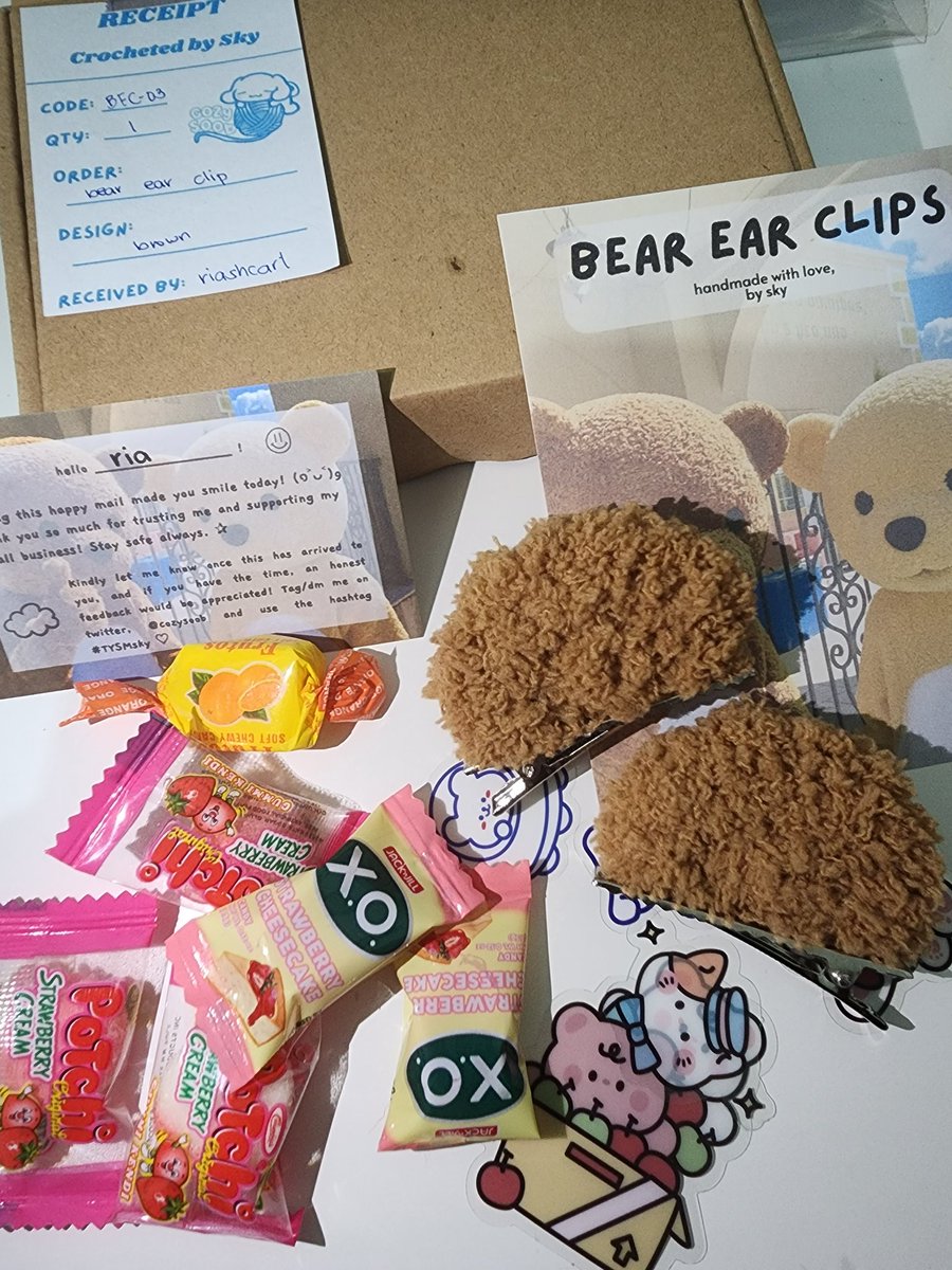 riashcart's tweet photo. ☻︎♡happy mail from @cozysoob !♡☻     
➫ #riashcart_mails #TYSMsky

⤷  my bear ear clips arrived 😭 ang cute cute niya 😭 might wear this partnered with my fluffy brown jacket 🫶 its really made with love. Thank you, Mx Sky!! 😭 sa susunod ulit 🫶 https://t.co/ihs5lEQ1ki
