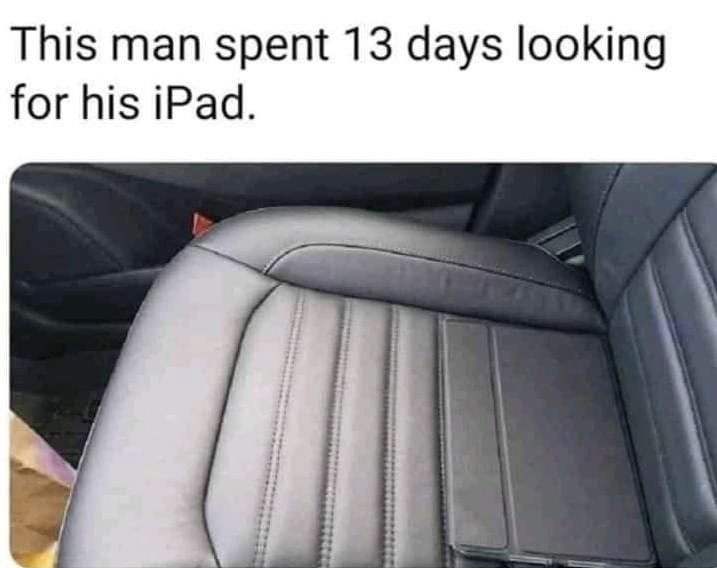 MomocaUsagi's tweet photo. This man spent 13 days looking for his iPad (๑˃̵ᴗ˂̵)

#ipad #iPad #ipad無くした  #忘れ物 https://t.co/M20Mgl4PCE