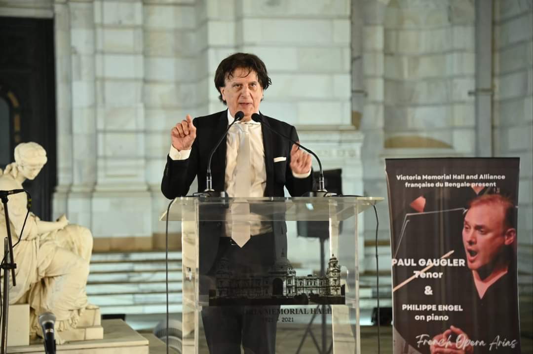 FranceinKolkata's tweet photo. Friday evening at Victoria Memorial Hall saw Paul Gaugler (tenor) and Philippe Engel (piano) mesmerize the audience in Kolkata with their stunning performance. 
Glimpses from the event organised by hosts  #VictoriaMemorialHall in collaboration with Alliance Française du Bengale. https://t.co/u6OrosMssV