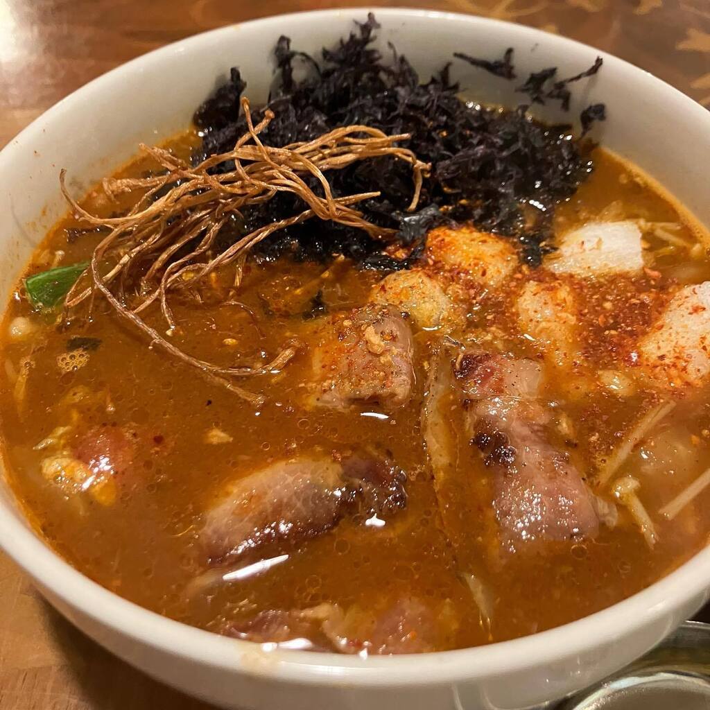 yatch3455's tweet photo. ルッカパイパイ
揚げもちとベーコンと白菜のカレー(1月10日〜25日平日限定ランチメニュー)
トッピング 岩のり・スープ大盛・ピッキーヌマサラペースト
#lookkapypy #ルッカパイパイ #soupcurry #スープカレー #北海道 #札幌 https://t.co/p5i5bMRDoH https://t.co/MhG4zPlkh9
