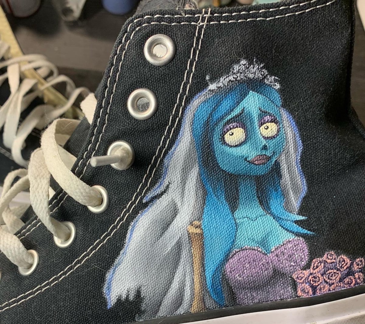 HitByMar's tweet photo. Nightmare before Christmas/ Corspe Bride custom!

 #TimBurton #Nightmarebeforechristmas #CorpseBride #Customshoes #Handpainted #AngelusDirect #converse https://t.co/Y2OXLoC4OS