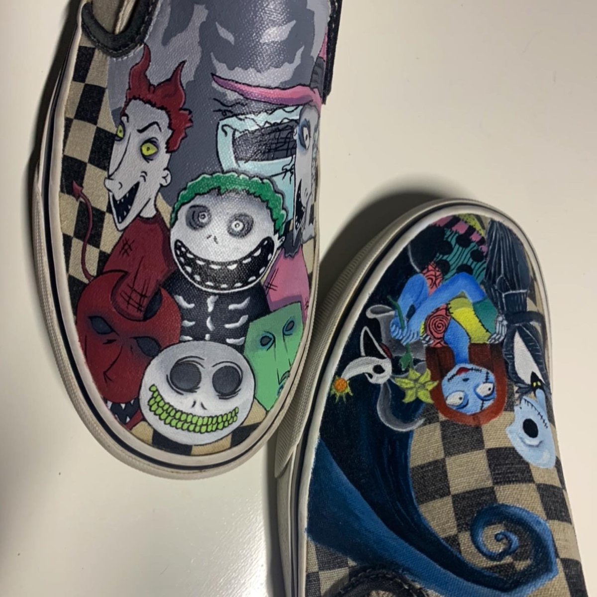 HitByMar's tweet photo. A Nightmare Before Christmas Custom 

#TimBurton #Customshoes #handpainted #vans #customvans #angelusDirect #Spooky #halloween https://t.co/5kag9MBe7e