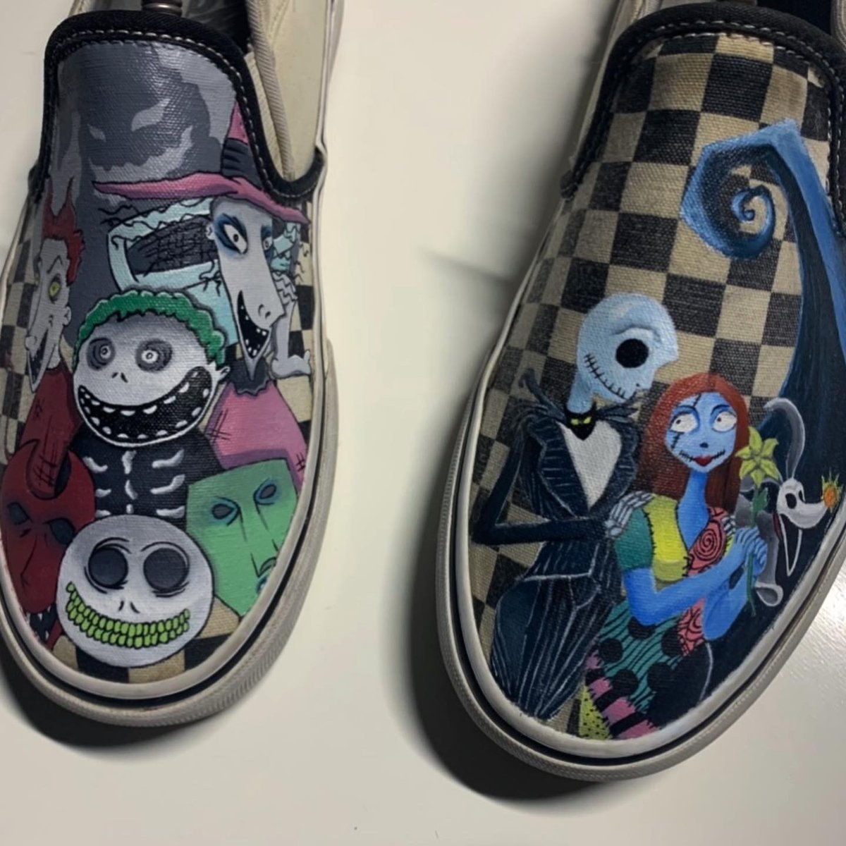 HitByMar's tweet photo. A Nightmare Before Christmas Custom 

#TimBurton #Customshoes #handpainted #vans #customvans #angelusDirect #Spooky #halloween https://t.co/5kag9MBe7e