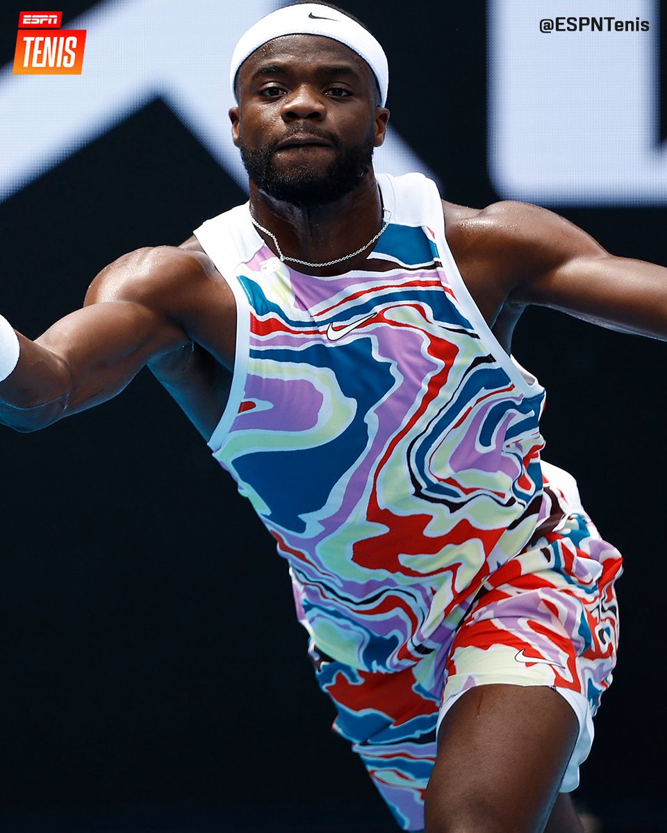 ESPNtenis's tweet photo. ¿Opiniones del outfit de Tiafoe? 🤔

#AusOpen https://t.co/aKjkSNp9Kb
