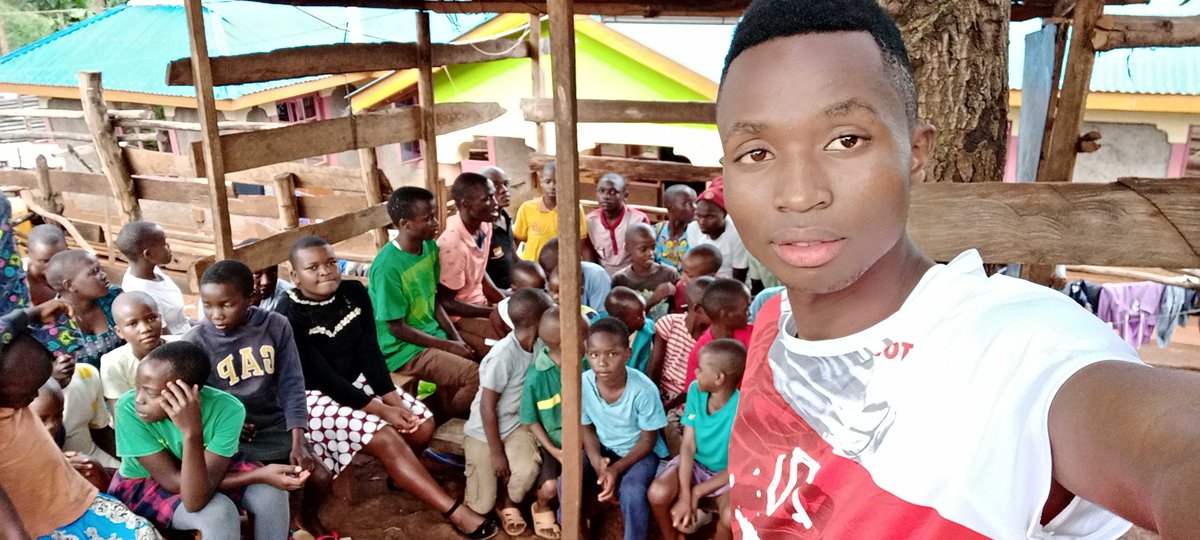 kelvin_orina6's tweet photo. Please help these orphans, they lack even the most minimal of life sustaining necessities. https://t.co/l6eIui7N4D
