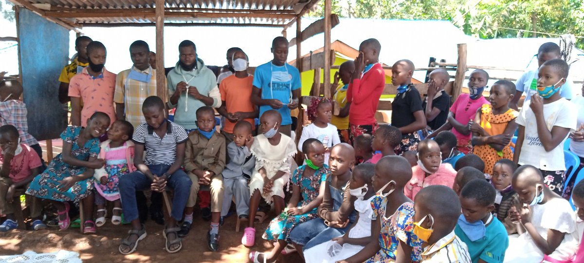 kelvin_orina6's tweet photo. Please help these orphans, they lack even the most minimal of life sustaining necessities. https://t.co/l6eIui7N4D