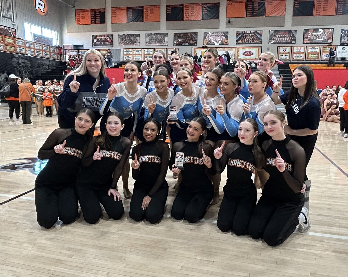 Courtney Hooper Kelley tweet media