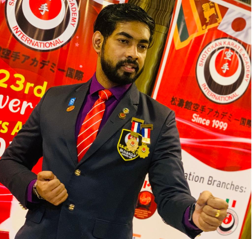 JudinSinthujan's tweet photo. Throw Back  : SKAI Colors Night
https://t.co/pZZun2cNkI

#fight #motivation #skai #share #wkf #arawazateam #kata #japan #srilanka #kihon  #budotraining #Karate #HDKI #tournament #newsfirst #ufc
#shotokankarate #kumite  #Sports #tournament #training #Ireland #japan #shotokan https://t.co/ekmgqojC9I