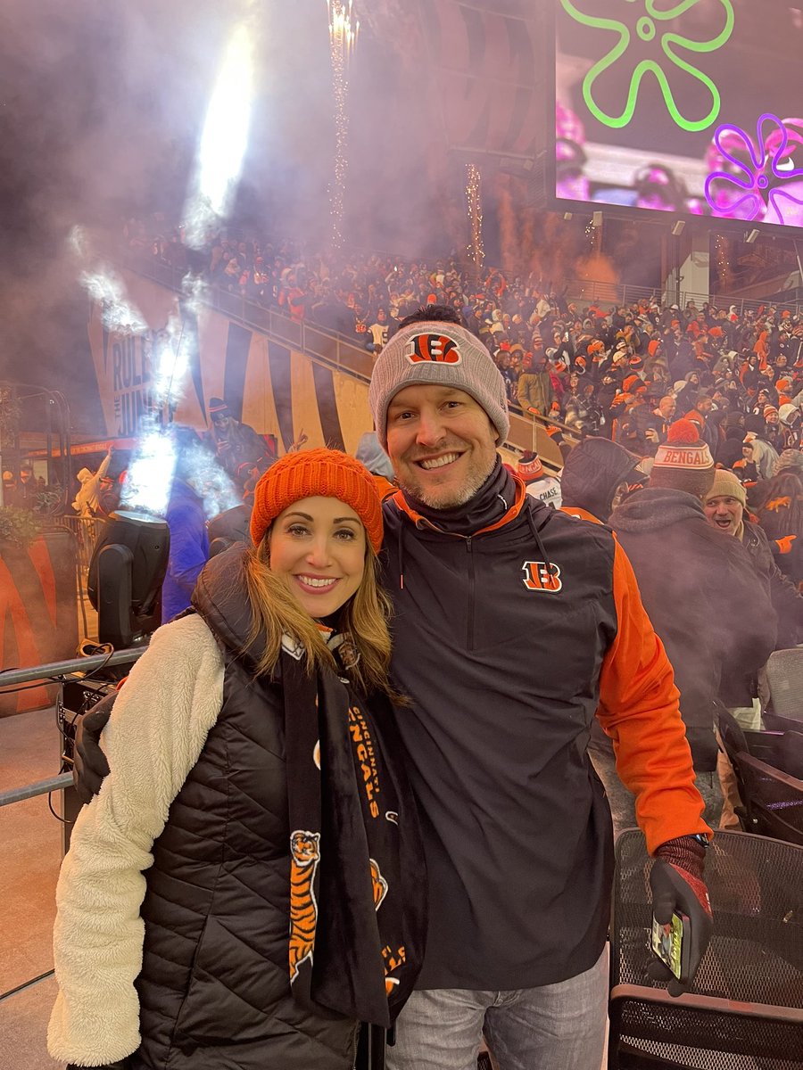 meghanmongillo's tweet photo. WINcinnati! #BengalsFootball #shuffleofftoBuffalo @Local12 https://t.co/4DPZn7NQzu