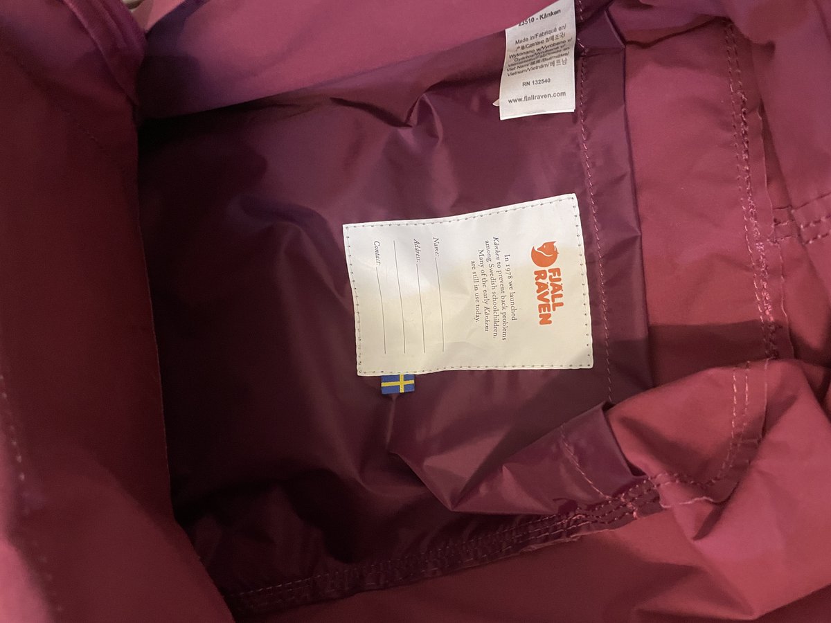 hatamltd's tweet photo. ส่งต่อ Kanken Classic สีPlum  ราคา2,000บาท
-สภาพ99% ไม่มีตำหนิเลยค่า ใช้ไปหนึ่งครั้ง ใหม่มาก✨

#kankenมือสอง #kankenthailand #กระเป๋าkanken #ส่งต่อkanken #กระเป๋ามือสอง https://t.co/8CaFrAJXyT