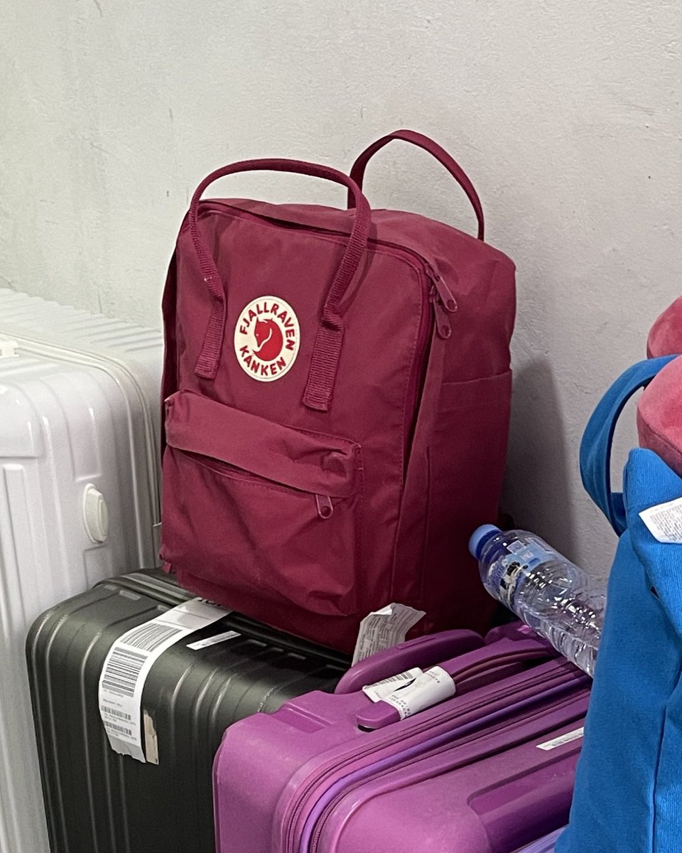 hatamltd's tweet photo. ส่งต่อ Kanken Classic สีPlum  ราคา2,000บาท
-สภาพ99% ไม่มีตำหนิเลยค่า ใช้ไปหนึ่งครั้ง ใหม่มาก✨

#kankenมือสอง #kankenthailand #กระเป๋าkanken #ส่งต่อkanken #กระเป๋ามือสอง https://t.co/8CaFrAJXyT