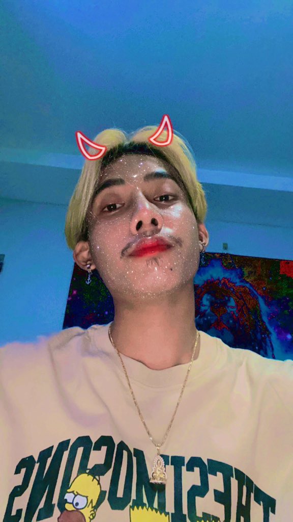 SeanYuthy's tweet photo. Follow me muy mor 🥺 https://t.co/l2U0dvQG2z