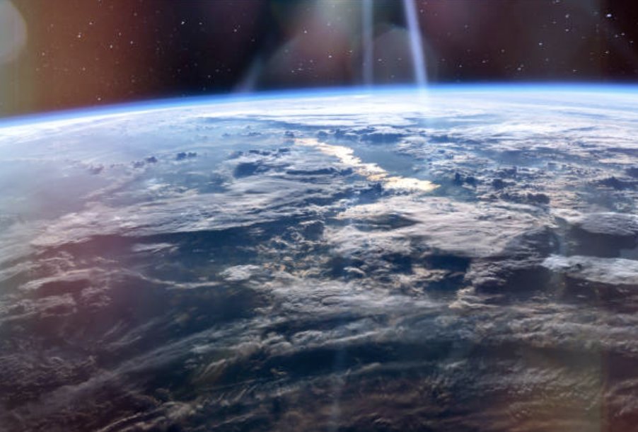 agathe_jacquot's tweet photo. 🌏 Une bonne nouvelle pour la planète en ce début d'année : la couche d'ozone devrait se reconstituer complètement d'ici à quatre décennies !

Ce rapport d’un groupe d’experts sous l'égide de l'ONU est reçu comme un succès majeur pour la communauté internationale.

[THREAD]🧵⬇️ https://t.co/QlrCEMQV35