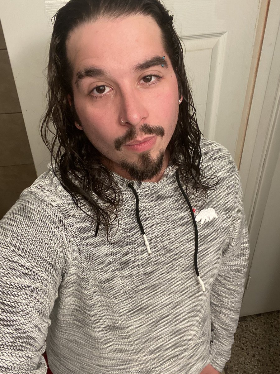 DJBrandonV93's tweet photo. Where I am today is not what I ever saw for myself #blessedwithsuccess #businessman #businessowner #gogetter #TheLastOfUsHBO #achieverofgoals https://t.co/wiH9BJFtjr