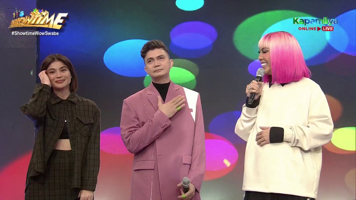Kuys <a href="/VhongX44/">Vhong Navarro</a> is back on the <a href="/itsShowtimeNa/">It's Showtime</a> stage! #ShowtimeWowSwabe