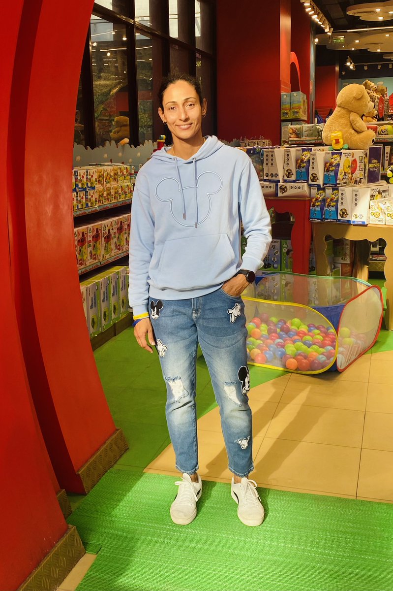 imNehaTanwar's tweet photo. When I am myself, I am happy and have a good result. 
#selflove #happiness #lifestyle #attitude https://t.co/elymjrgIpn
