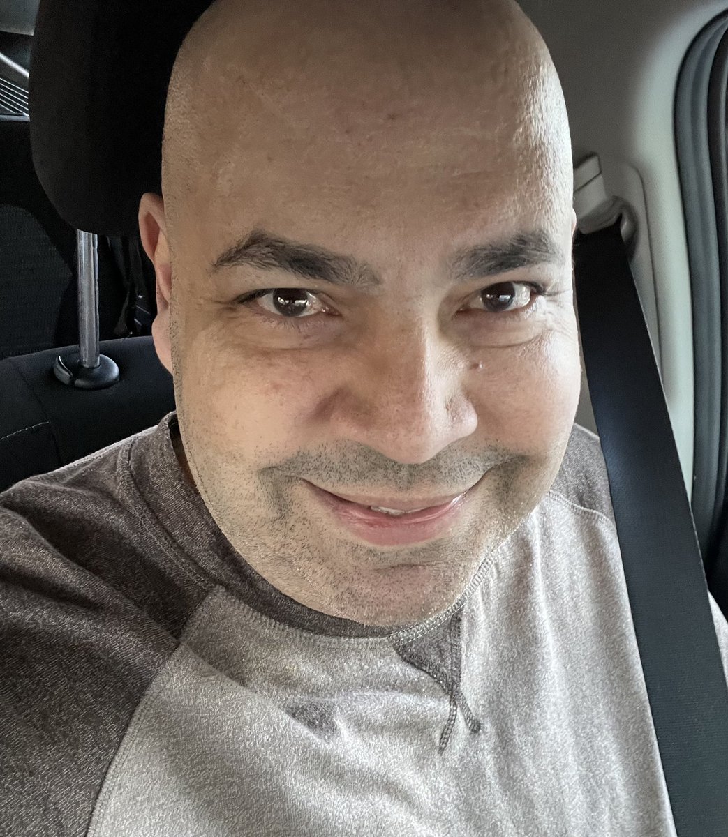 carlosmerce's tweet photo. Selfie dominical, con el Maestro Limpio look. ¡Hay que disfrutar cada día, amigos! 60 y sin filtro.
#undíaalavez #delamanodeDios #agradecido #bendecido #victorioso #amado https://t.co/PMe2S2IJk3