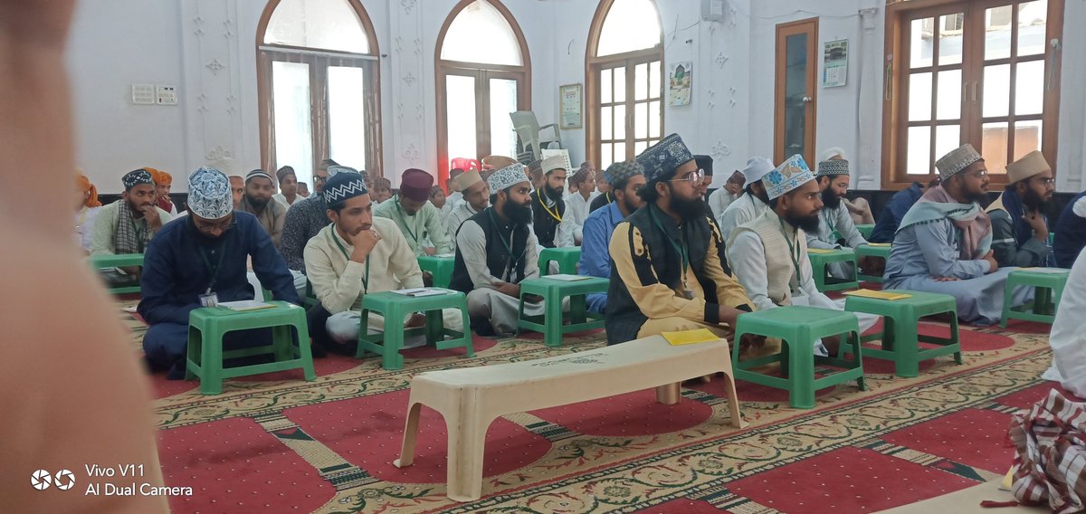AslamMaulana3's tweet photo. #talimi  #seminar in #bhiwandi #abna e #Jamia #kokan #Faizan e #marehra wa #barely #conference https://t.co/cqZlZ6KxHC