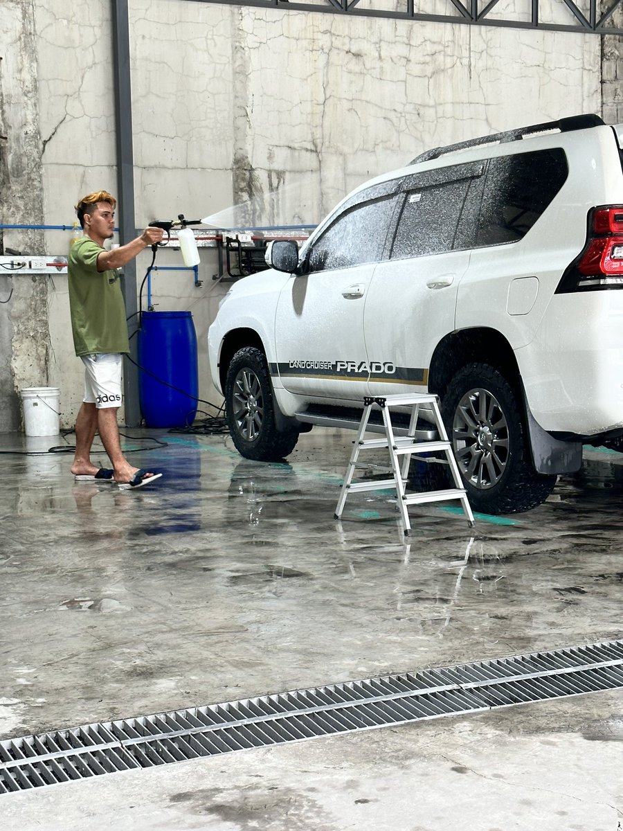 ER Hunter On Twitter grabe Naman Si Car Wash Boy Ang Pogi er-hunter-on-twitter-grabe-naman-si-car-wash-boy-ang-pogi