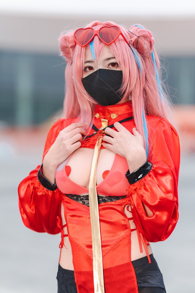 tomcatbobo's tweet photo. 世界线漫展 求这个小可爱的推特 #cos  #cosplay  #cosplayergirl  #成都约拍 #约拍私房 # https://t.co/owvCaHFR58