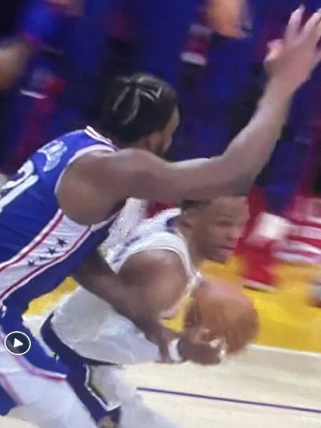 ClutchPoints's tweet photo. @kylegoon 🤔🤔 https://t.co/TuLUPkoOmF