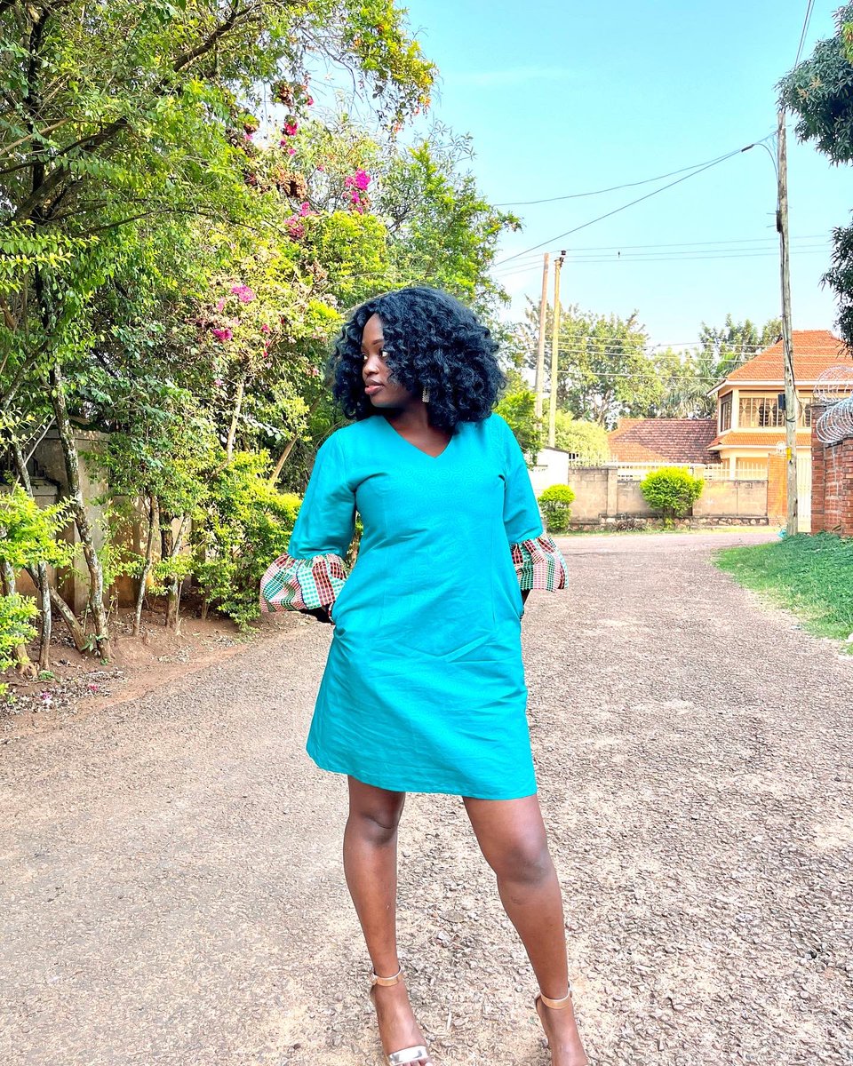 sewyourstyle's tweet photo. Happy new week🙏🏾 Dress available at only 100k #sewyourstyle https://t.co/LZC6ZgtwUy