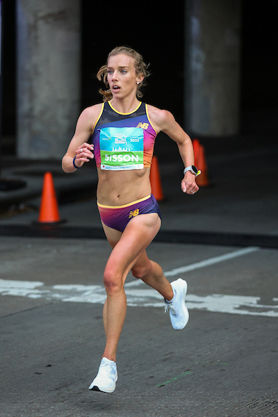 RunBlogRun's tweet photo. RECORDS, AND WILD FINISHES HIGHLIGHT CHEVRON HOUSTON MARATHON AND ARAMCO HOUSTON HALF-MARATHON, by Race Results Weekly, https://t.co/sMozipom92 , #chevronhoustonmarathon, #aramcohoustonhalfmarathon, #emilysisson, #kevinMorrisphotography, @Kevmofoto, https://t.co/r7hckNBWZm