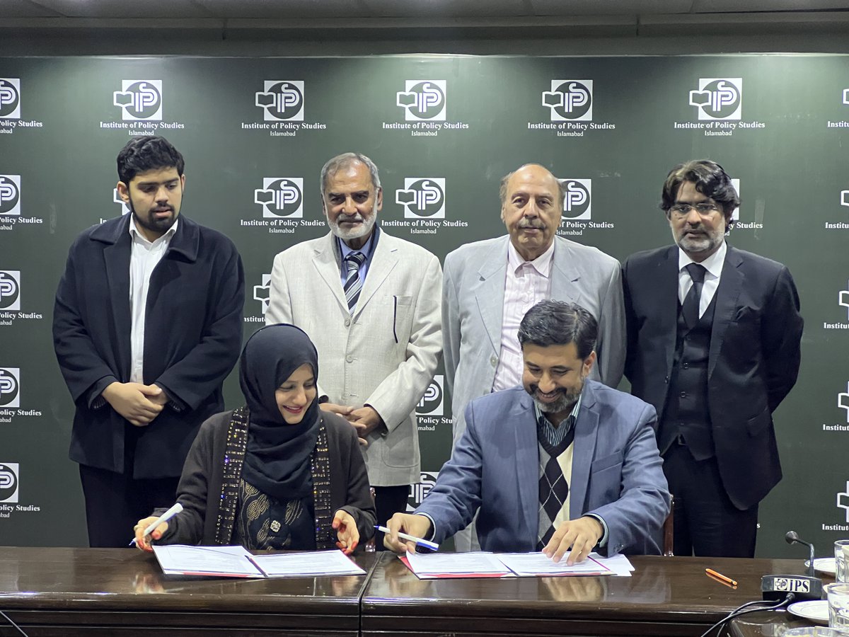 Mantaq_'s tweet photo. We are pleased to announce the signing of a Memorandum of Understanding between Mantaq and Institute of Policy Studies. The MoU was signed on 10th January 2023 and will see the two carry out joint research, foster dialogue among experts, conduct trainings and organise workshops. https://t.co/VR6genX6n4