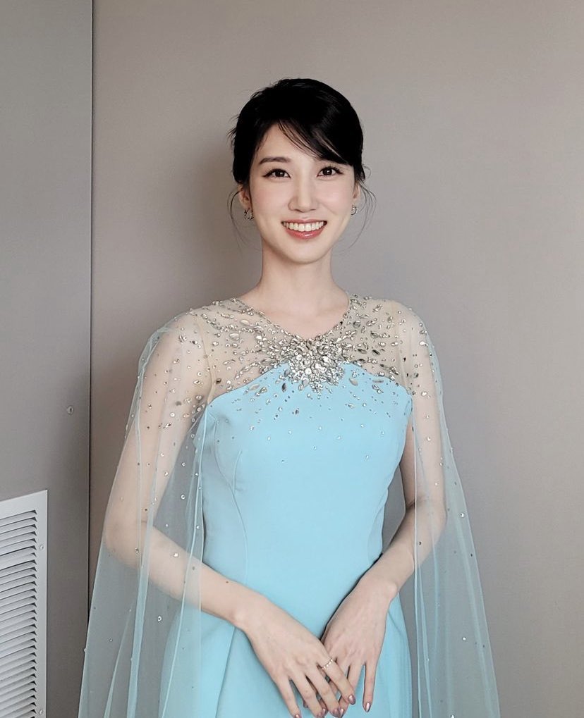 92x904's tweet photo. 진짜 엘사 그 자체 ,,, ✨💙 
내 자랑 내 배우  ,,, 🫶

#박은빈 #ParkEunBin #朴恩斌 https://t.co/tMHvx7kb8A