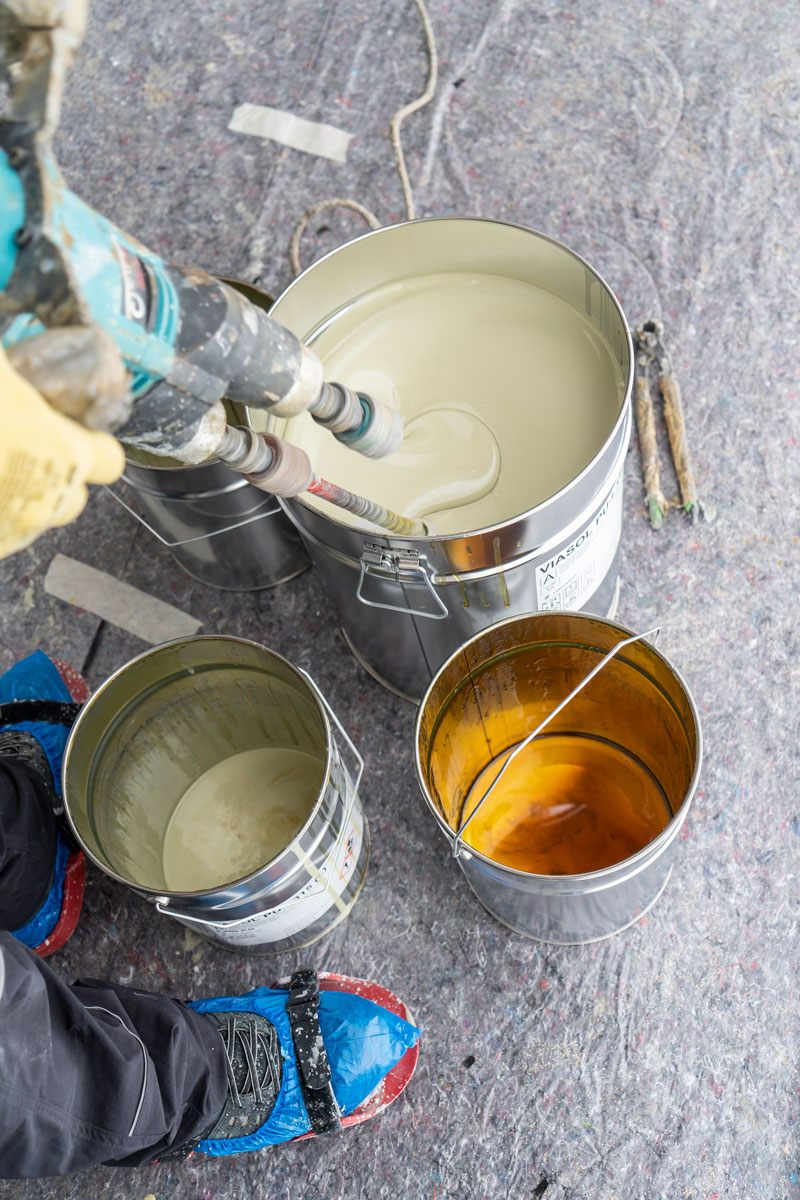 ViacorPolymer's tweet photo. 2-compomponent PU wear coat for car park decks and industrial floors. 
#stuttgart #carparkcoating #neckarpark #flooring #viasoldeck #car #parking https://t.co/JHdbKcS8MH