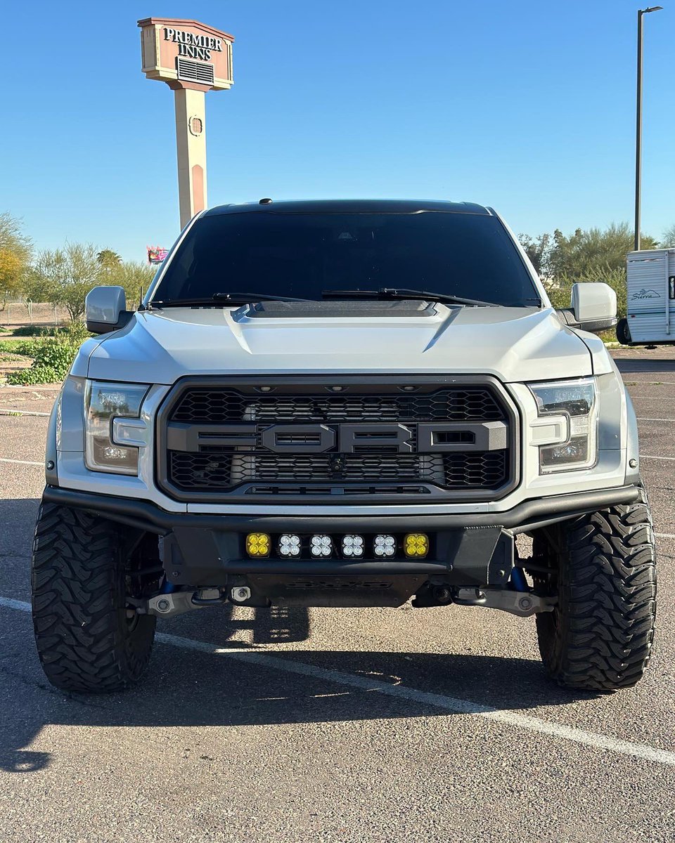 cuatro___'s tweet photo. Ain't no regular F-150, this a fuckin' Raptor 🦍🦍🦍 https://t.co/F6tgxuUYOp
