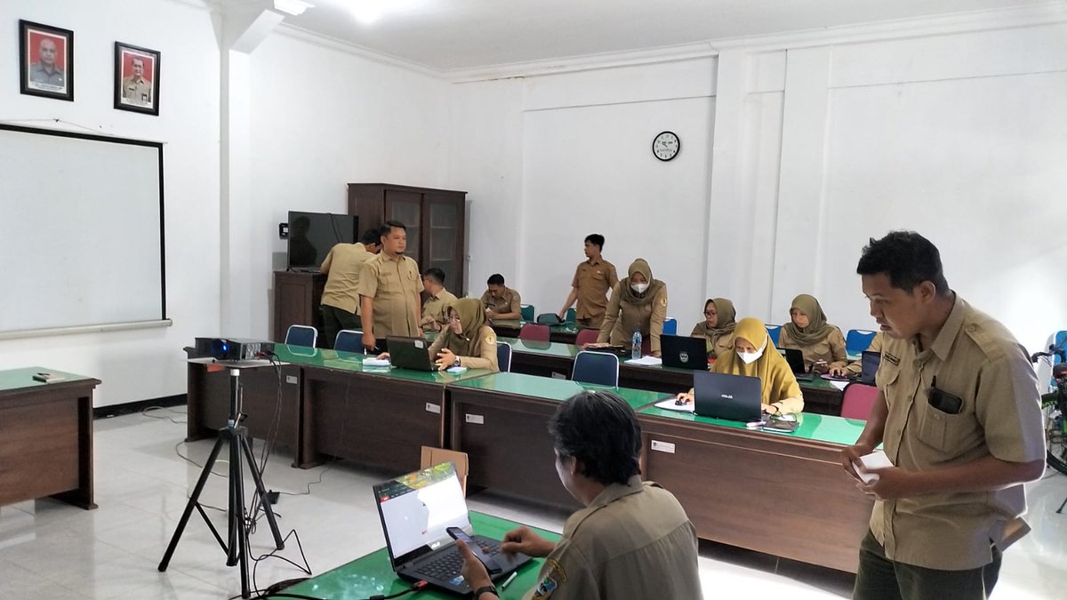 dlhpacitan's tweet photo. Peningkatan kapasitas SIPD - RUP - e Katalog - SISWAS https://t.co/LmpbK8zATx