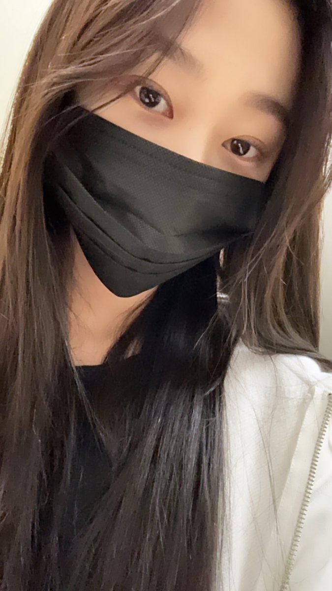 aespasbbl's tweet photo. [230116] 11:49AM KST: 🌙 

- +📸
- good morning, time to go to work 
- monday, fighting 🔥 https://t.co/hhsyb8HuUj