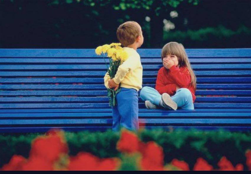 #ذائقة

لا تقطفون الورد من خضر الأحضان
دايم يموت من العطش في يدينا !

تفرح حبايبنا على حزن الأغصان!
معذور يا طير البخت ما تجينا

هذا البلد من دمع الأحباب غرقان 
ياما بكوا منّا .. وياما بكينا

يمكن سبب قلة توافيقنا كان ..
للورد غصن ٍ مات يدعي علينا ! 

 #بشاير_المقبل <a href="/rakdh9/">بشاير المقبل التميمي</a>