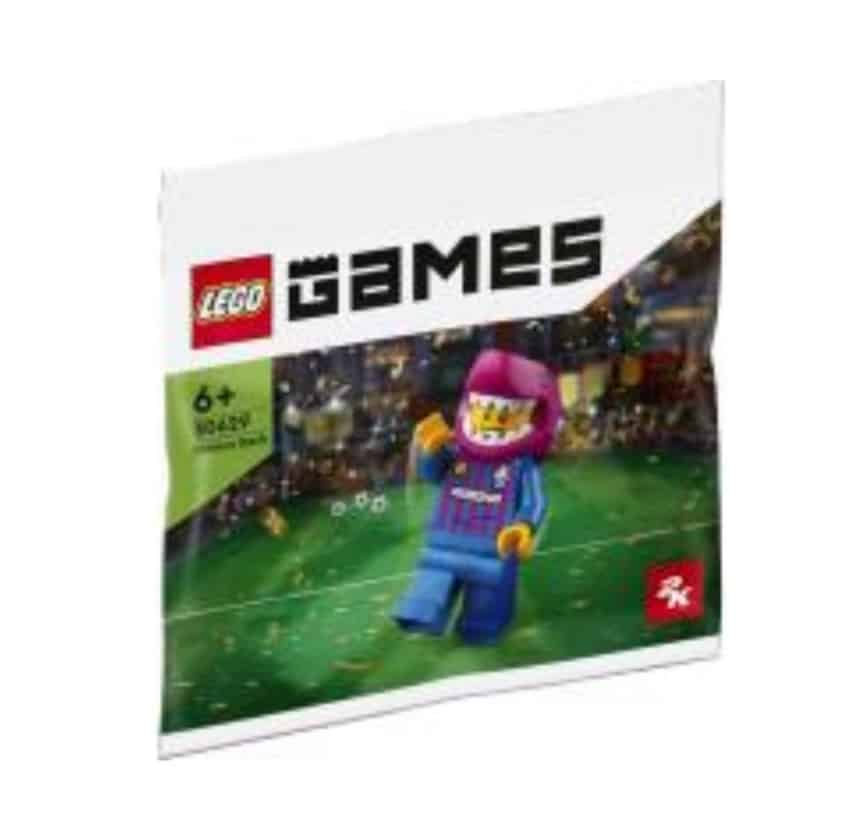 LegoFanBRA's tweet photo. A TT games pelo visto perdeu a exclusividade com a Lego, e a 2K estaria trabalhando em um jogo de futebol em parceria com a Lego. 
O 1414falconfan compartilhou uma imagem de uma nova linha, cuja embalagem tinha a logo da 2K

Ideia boa? https://t.co/jXa145Hpmu
