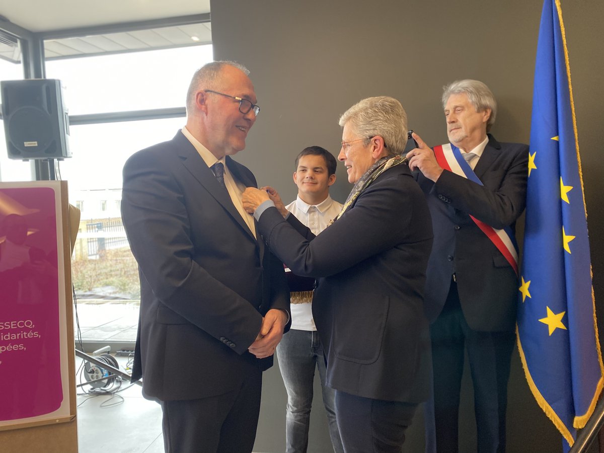Prefet55's tweet photo. 🇫🇷Madame Geneviève Darrieussecq, ministre déléguée chargée des personnes handicapées, est aujourd'hui en déplacement dans la #Meuse pour visiter les locaux de l'association départementale des amis et parents d'enfants inadaptés de la Meuse (#ADAPEIM) situés à Thierville-sur-Meuse https://t.co/vpK9HEJ2dV