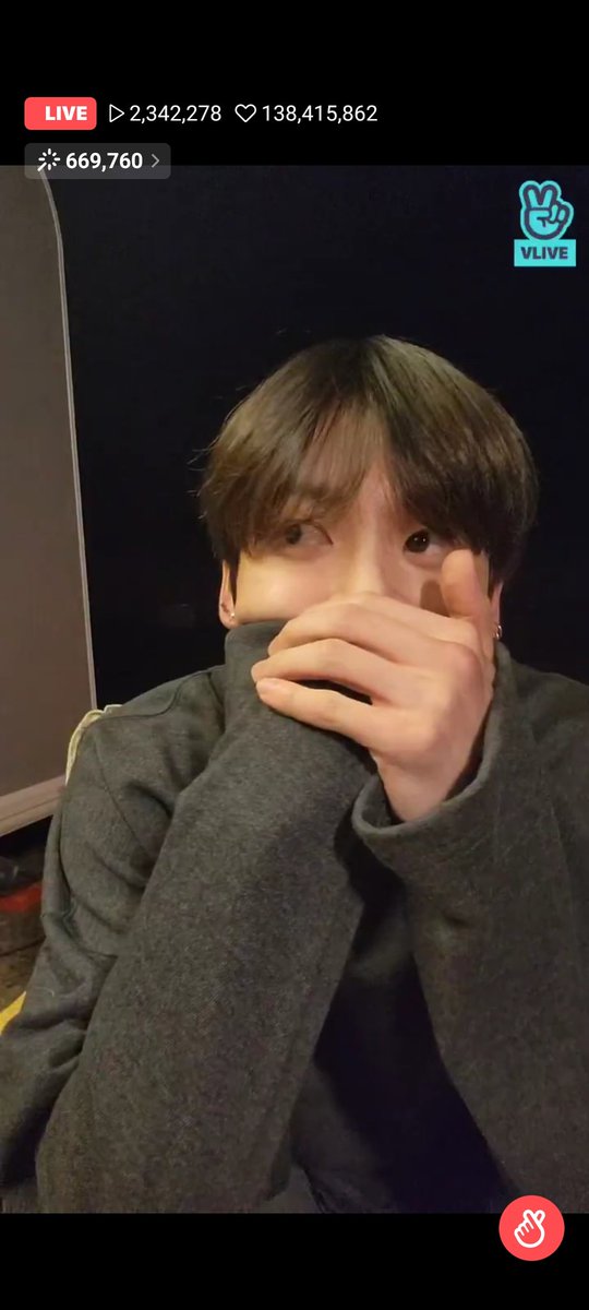 KindaDailyBTS's tweet photo. I miss him😭💜✨
#JungKook #kookie #jk #jungkookie #btsjungkook #BTS #BTSArmy #정국 #방탄소년단 #전정국 https://t.co/Km1cYN7S2u