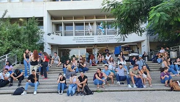 TAU's <a href="/CollerTau/">Tel Aviv University - Coller School of Management</a> ranked among the 100 “Best Business Schools in The World For 2023”  by <a href="/ceoworld/">Dr. Amarendra Bhushan Dhiraj</a> Magazine, out of 13,000 business schools worldwide. The ranking used a comprehensive survey of 35,000 business executives, alumni, influencers, and more: ow.ly/RjA750Mryot