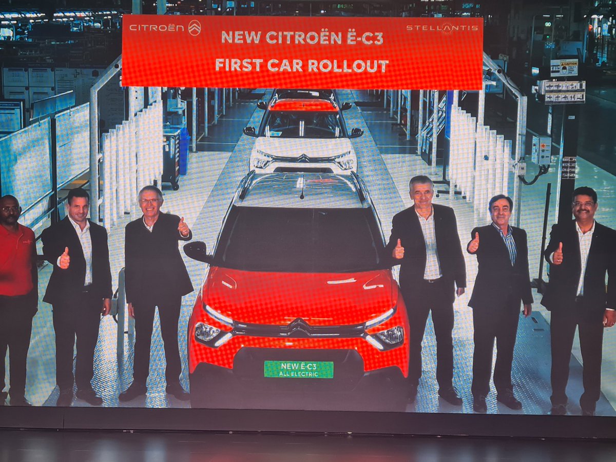 Karkeragirish's tweet photo. Six months after it revealed the C3 made-in-India hatch, @CitroenIndia is now ready with its electric version. Stellantis India MD & CEO Roland Bouchara also reconfirmed the launch of two new models based on the C3 by next year
#TimesAuto https://t.co/1hnmkWemVt