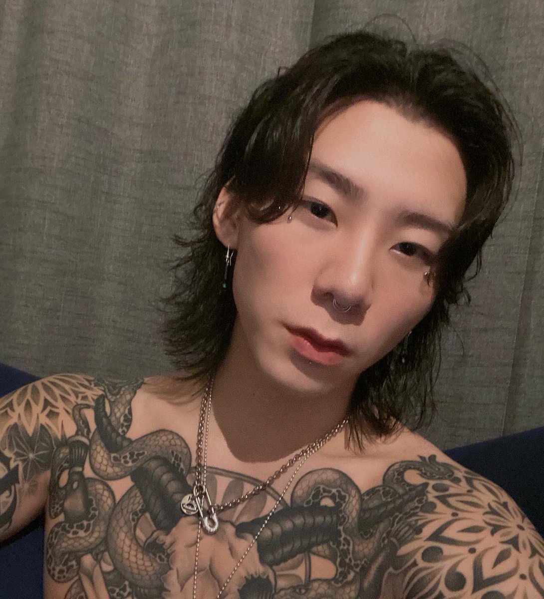 ラスト黒髪だね🐈‍⬛