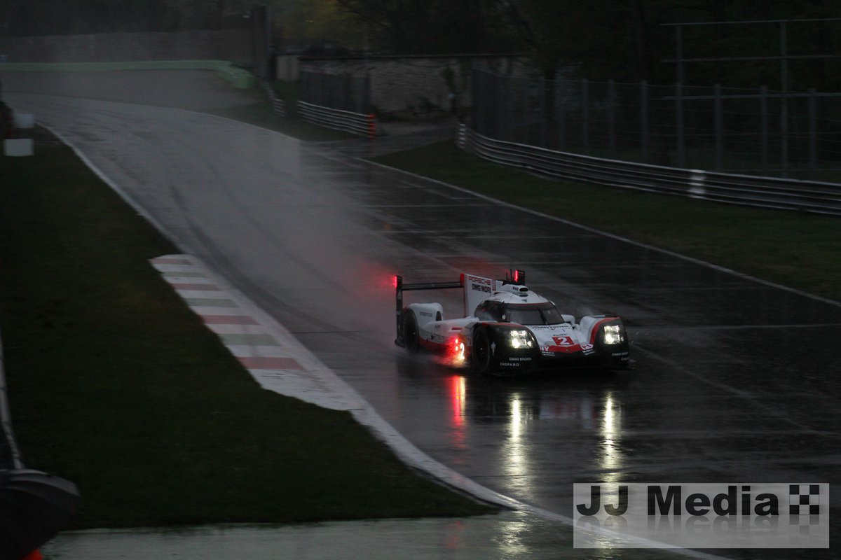 #memorylanemonday to @Autodromo_Monza 2017 and the @FIAWEC Prologue, and a very wet night session, where barely any cars ran. But one did, and created some amazing spray