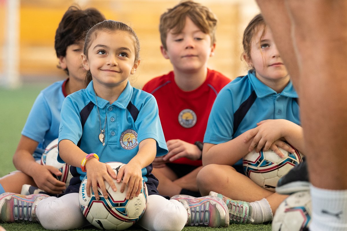 BSAKAbuDhabi's tweet photo. There was a buzz of excitement last week in @BSAKyear2  as we welcomed a Coach from Man City Football Schools, to our 'Healthy Lifestyles Programme.  Thank you for great training  @uae.cityfootballschools.com @wed_movement #BSAKPrimary #BSAKSports  #BSAKFootball #InspiringSchools https://t.co/e2Xeg9ZkUh